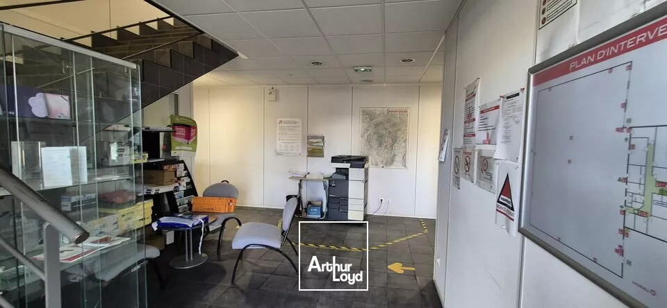 BATIMENT D'ACTIVITES - A LOUER - LONGVIC