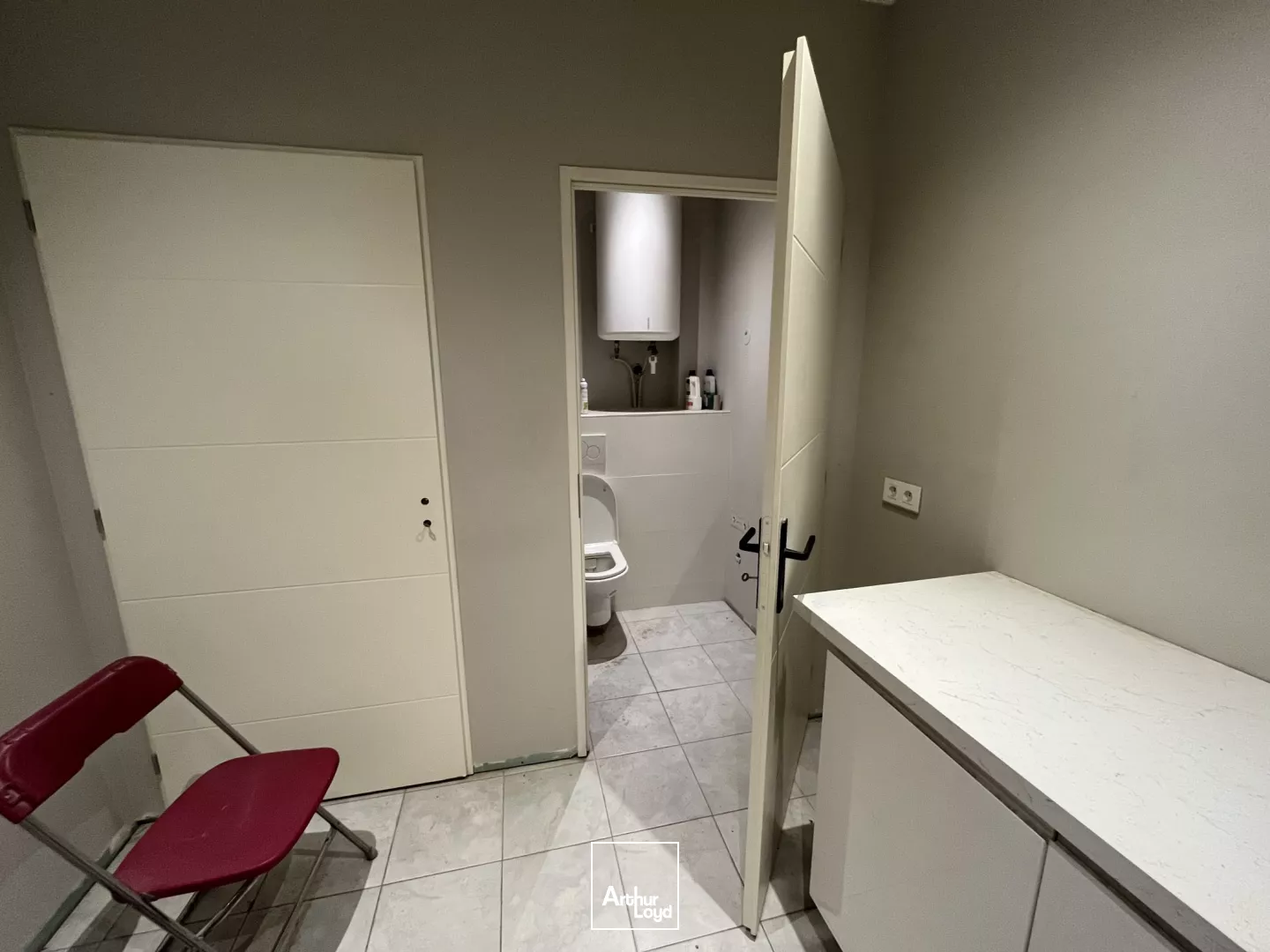 À LOUER - LOCAL D'ACTIVITÉ DE 300M2 - SAINT-QUENTIN