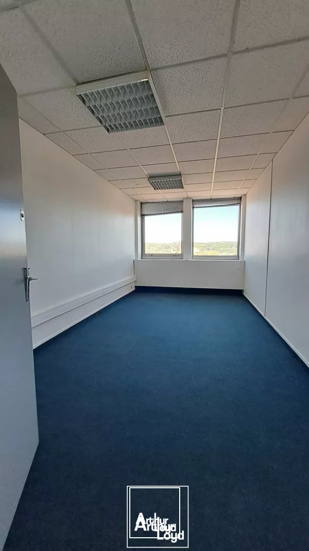 BUREAUX location à BRIVE-LA-GAILLARDE 19100