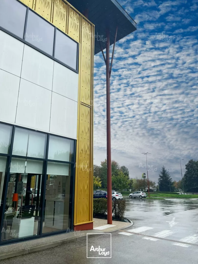 LOCAL COMMERCIAL - À LOUER - BEAUNE