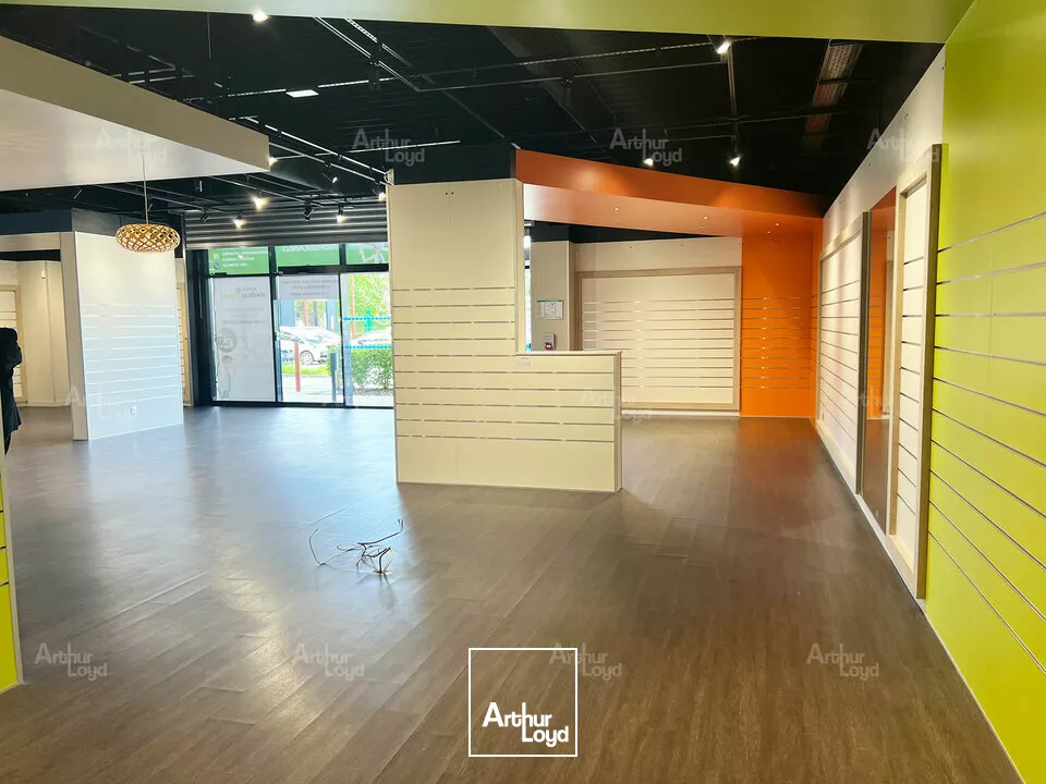 LOCAL COMMERCIAL - À LOUER - BEAUNE