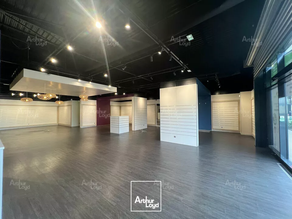 LOCAL COMMERCIAL - À LOUER - BEAUNE