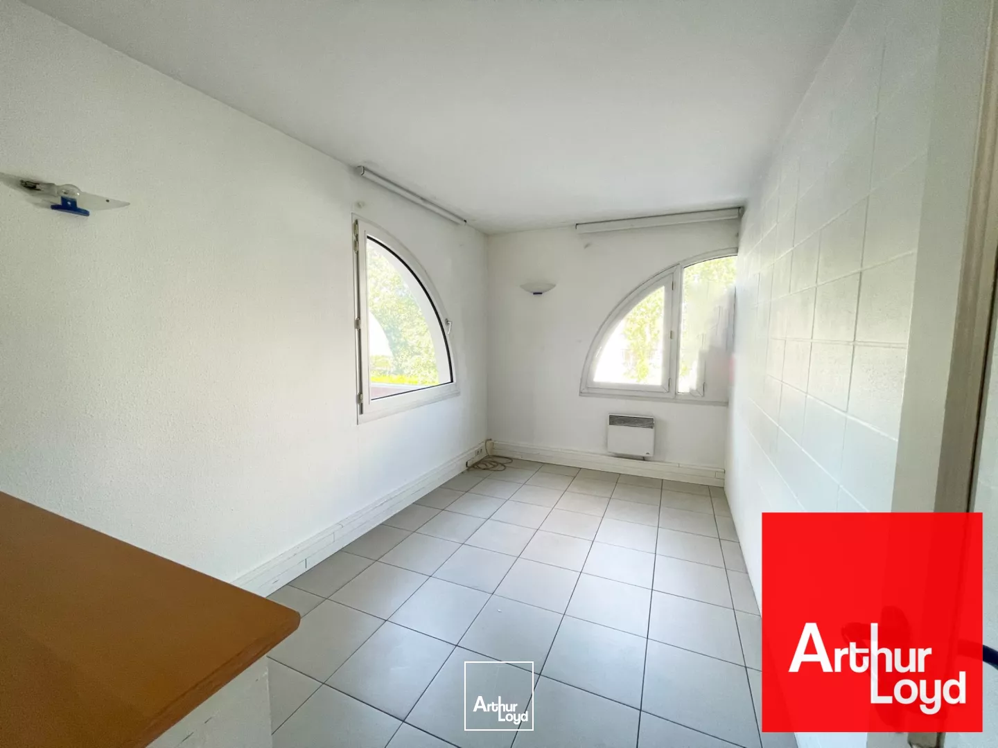 BUREAUX A LOUER - MONTPELLIER PRES D'ARENES