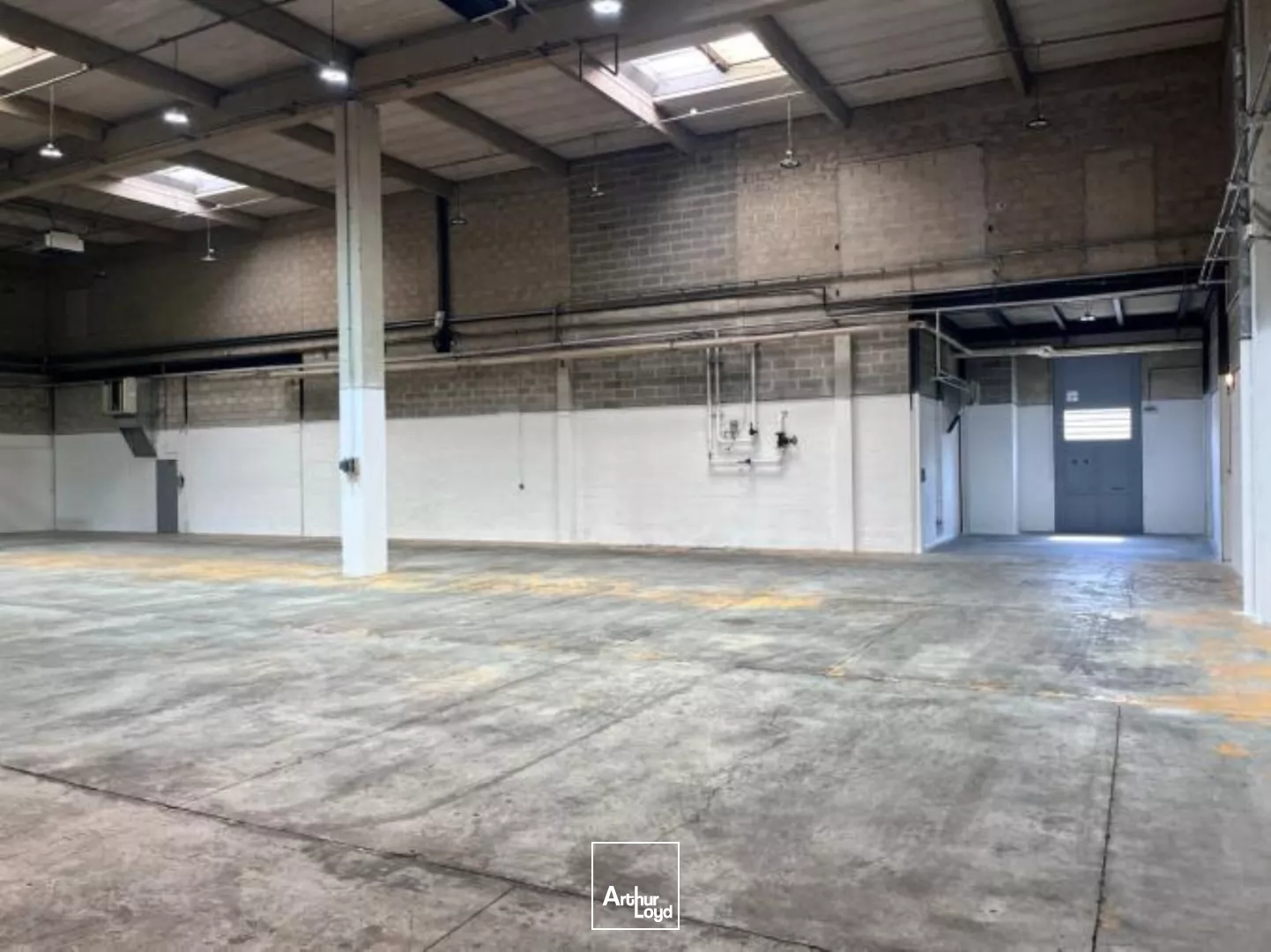 Sarcelles - Espaces d'Activité Modulaire 1 789 m² - Performance Logistique & Accessibilité Paris-Roissy