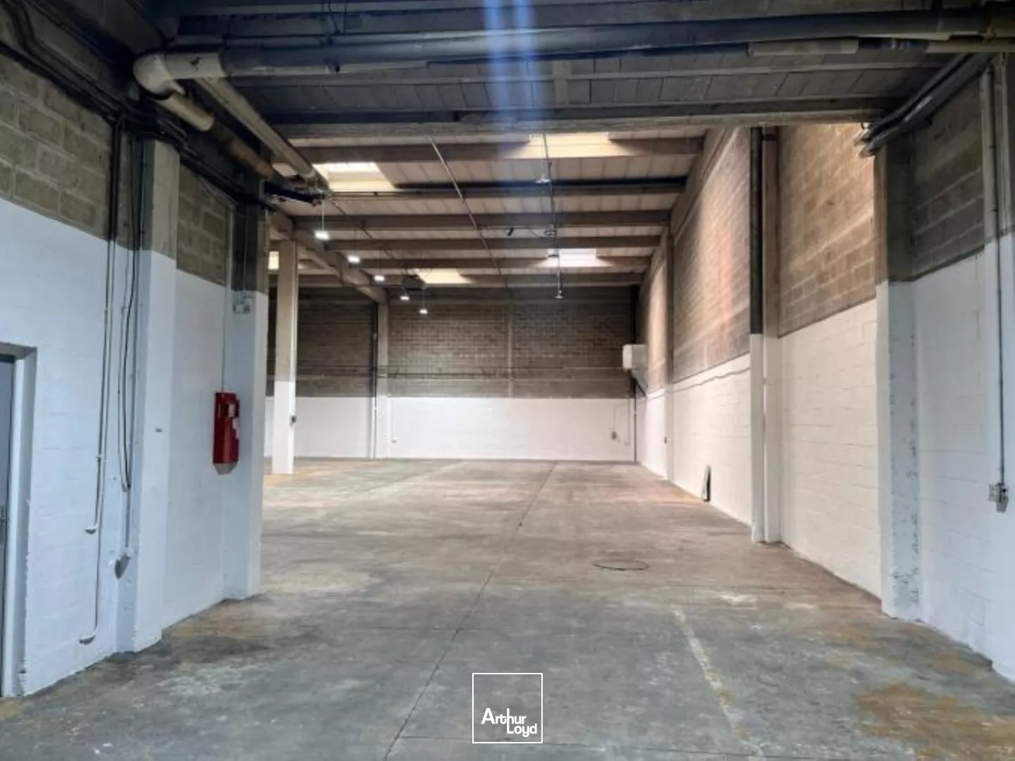 Sarcelles - Espaces d'Activité Modulaire 1 789 m² - Performance Logistique & Accessibilité Paris-Roissy