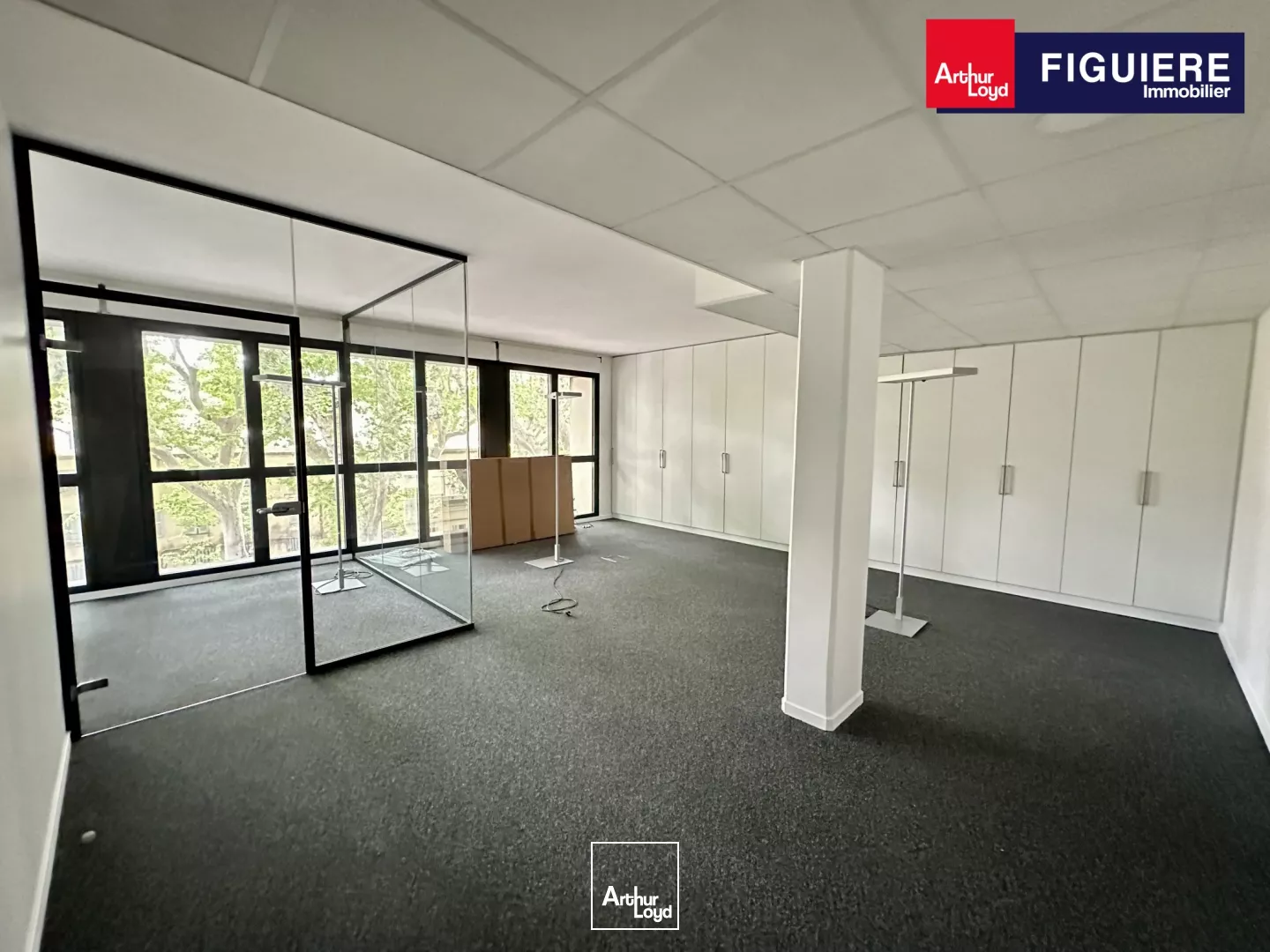 BUREAUX DE STANDING CV AVEC PARKING EN SOUS-SOL