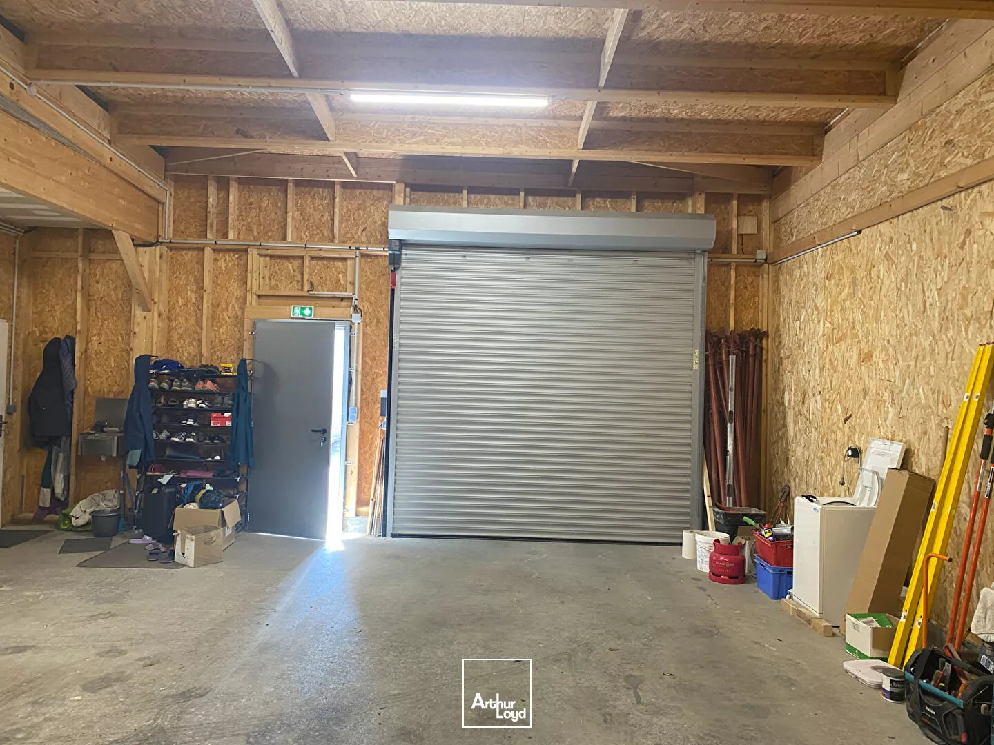 A louer Local d'activité Sainte Soulle 166 m²