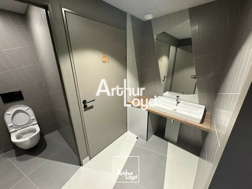 Sophia Antipolis - Bureaux à louer 3 716.55 m² divisibles dès 559.75 m²