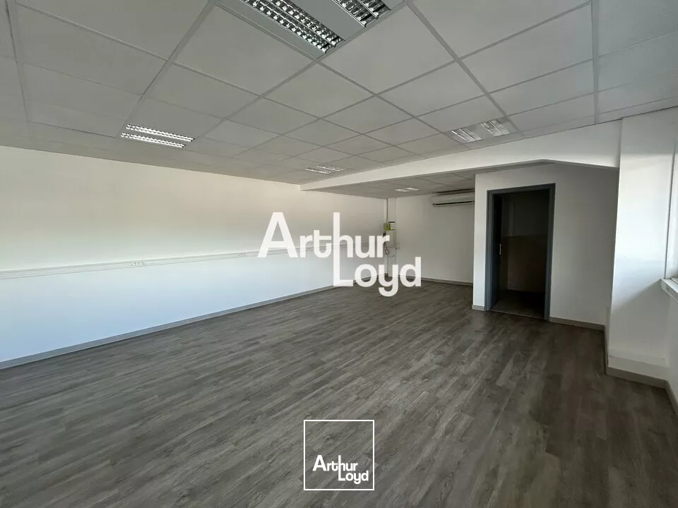 BUREAUX A LOUER FREJUS 