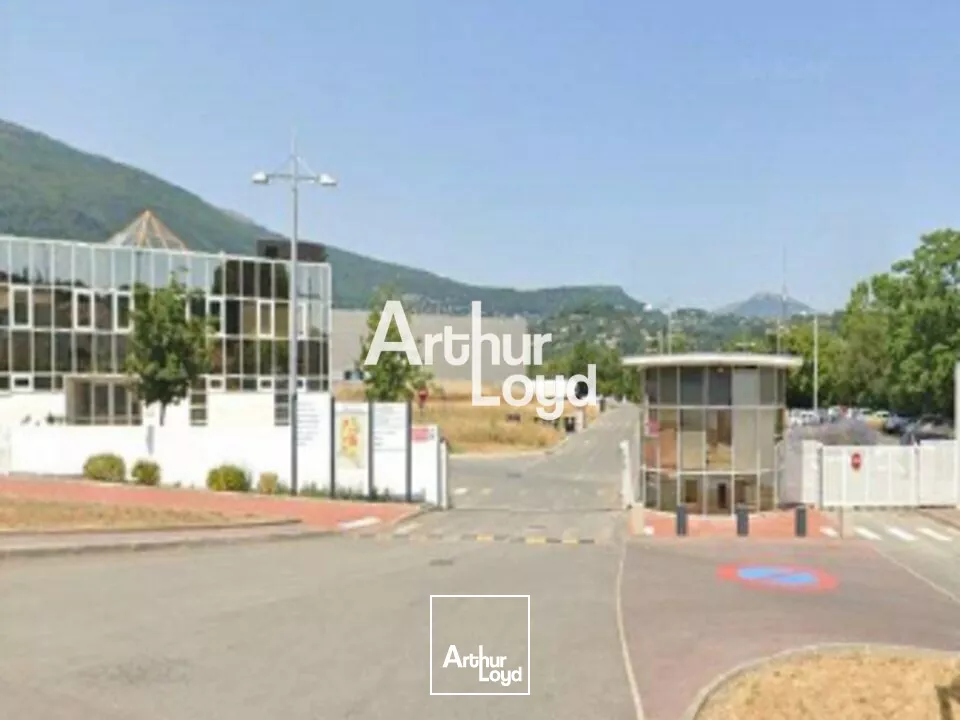 Locaux mixtes à louer - top emplacement - Grasse