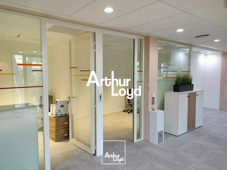 BUREAUX A LOUER DANS IMMEUBLE RECENT - NICE 