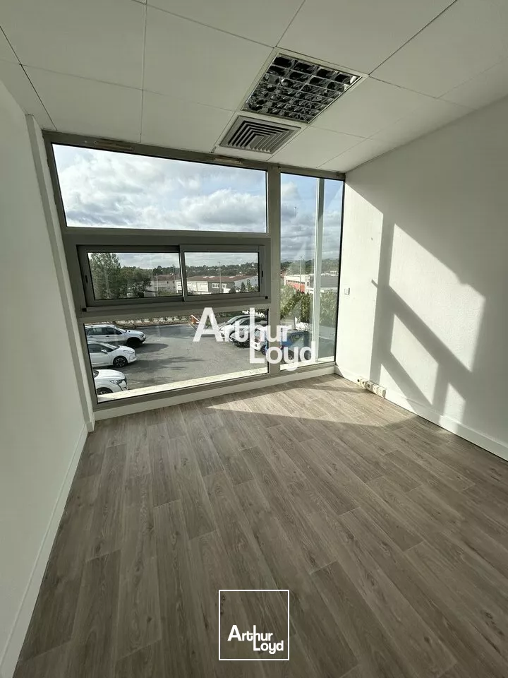 Location bureaux 140 m² - Saint Raphaël 