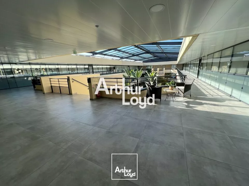 Plusieurs plateaux de bureaux disponibles à la location dès 122 m² Sophia Antipolis
