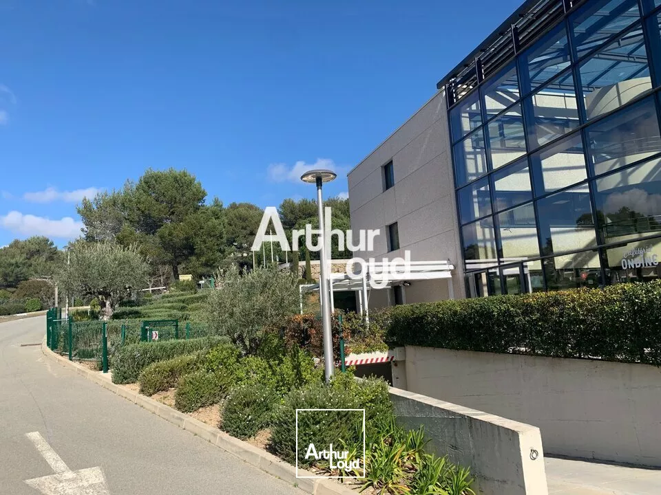 Plusieurs plateaux de bureaux disponibles à la location dès 122 m² Sophia Antipolis