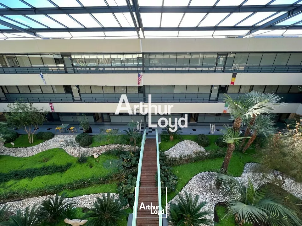 Plusieurs plateaux de bureaux disponibles à la location dès 122 m² Sophia Antipolis