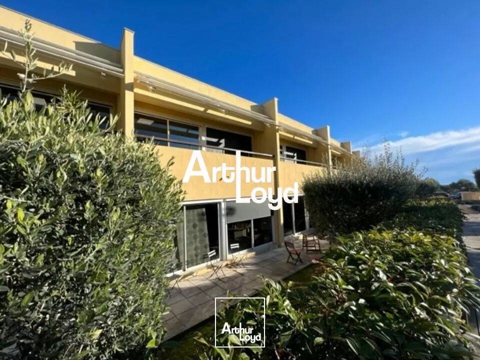 Bureaux à louer 93 m² - Cur Sophia Antipolis 
