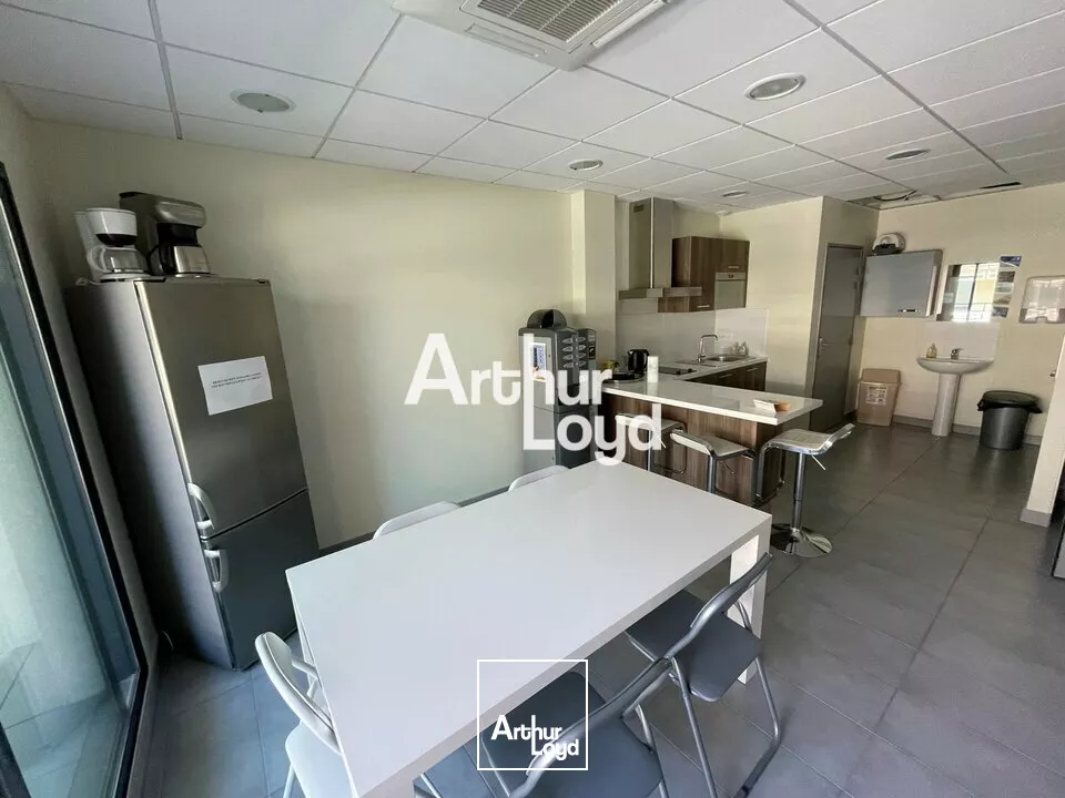 Locations bureaux 490 m² - Fréjus 