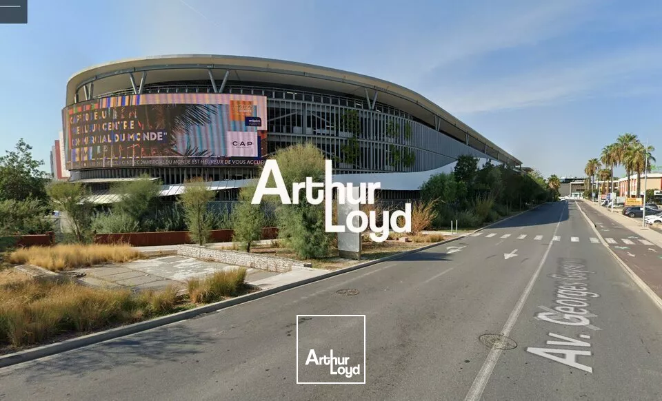 BUREAUX A LOUER 90M² A ST LAURENT DU VAR EN PERIPHERIE DE CAP 3000 EN OPEN SPACE