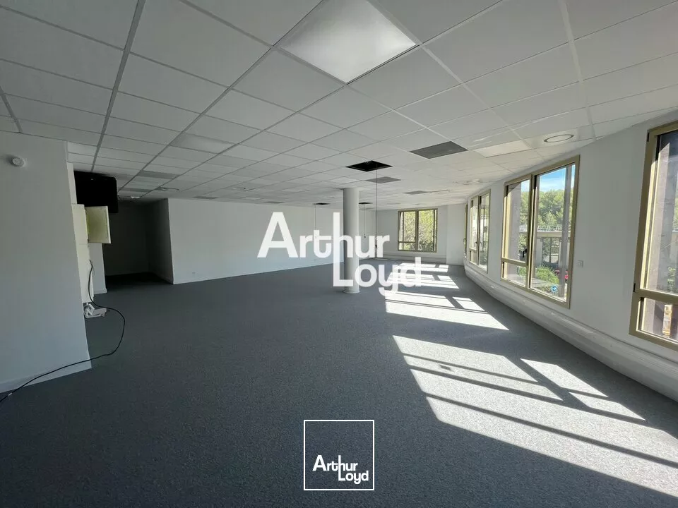 Bureaux neufs 302 m² à louer THE HIVE - Sophia Antipolis