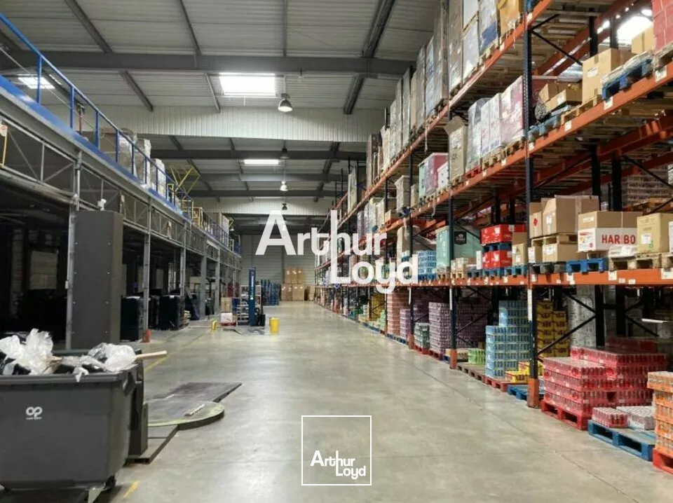 ENTREPOT A LOUER EXCELLENT ETAT SAINT RAPHAEL