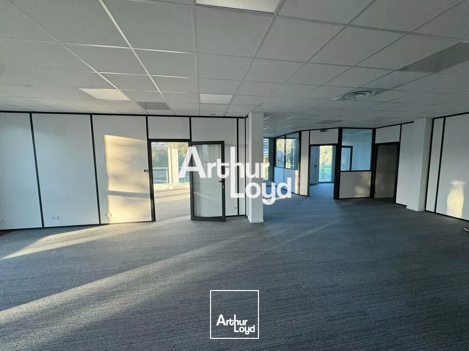 Bureaux à louer 330 m² - Cur de Sophia Antipolis