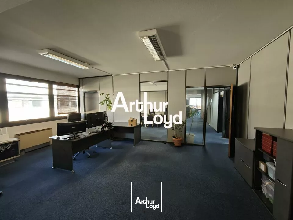 BUREAU OPEN SPACE MIXTE DE 341M² DANS IMMEUBLE DE BUREAU AVEC TERRASSE DE 300M²