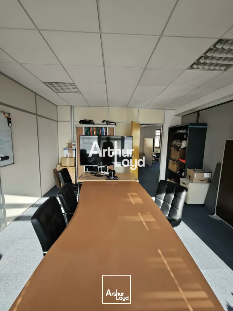 BUREAU OPEN SPACE MIXTE DE 341M² DANS IMMEUBLE DE BUREAU AVEC TERRASSE DE 300M²