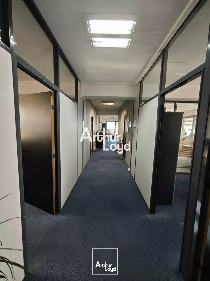 BUREAU OPEN SPACE MIXTE DE 341M² DANS IMMEUBLE DE BUREAU AVEC TERRASSE DE 300M²