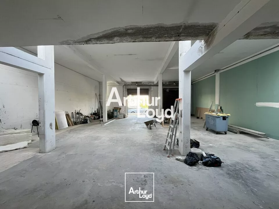 À vendre local d'activité 195 m² idéalement situé à Fréjus