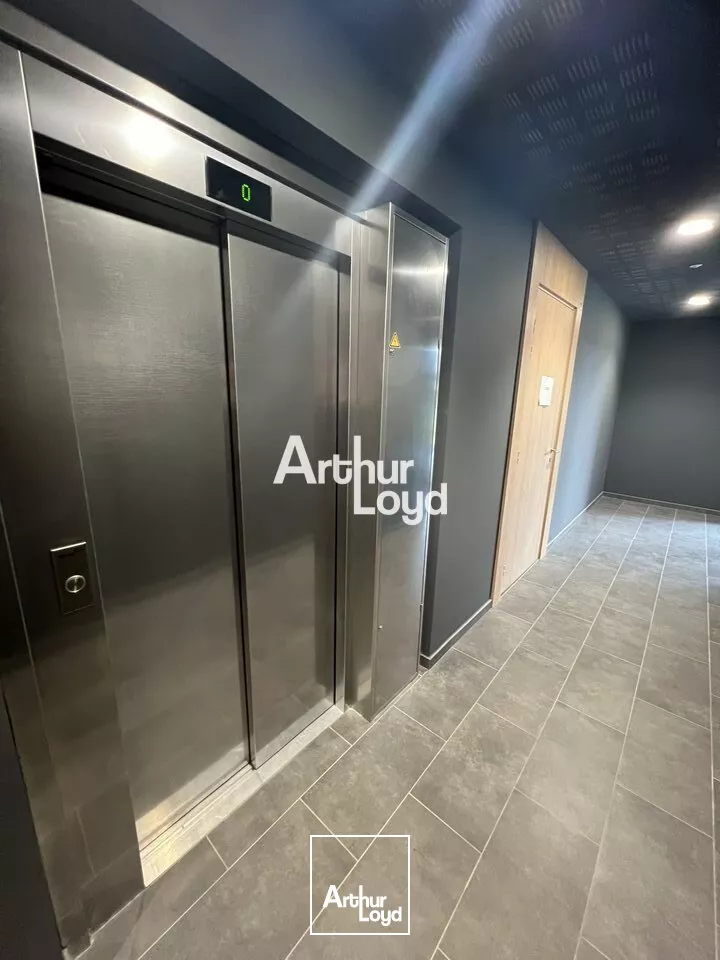 Bâtiment Premium neuf - Bureaux 110 m² divisible à louer Puget sur Argens