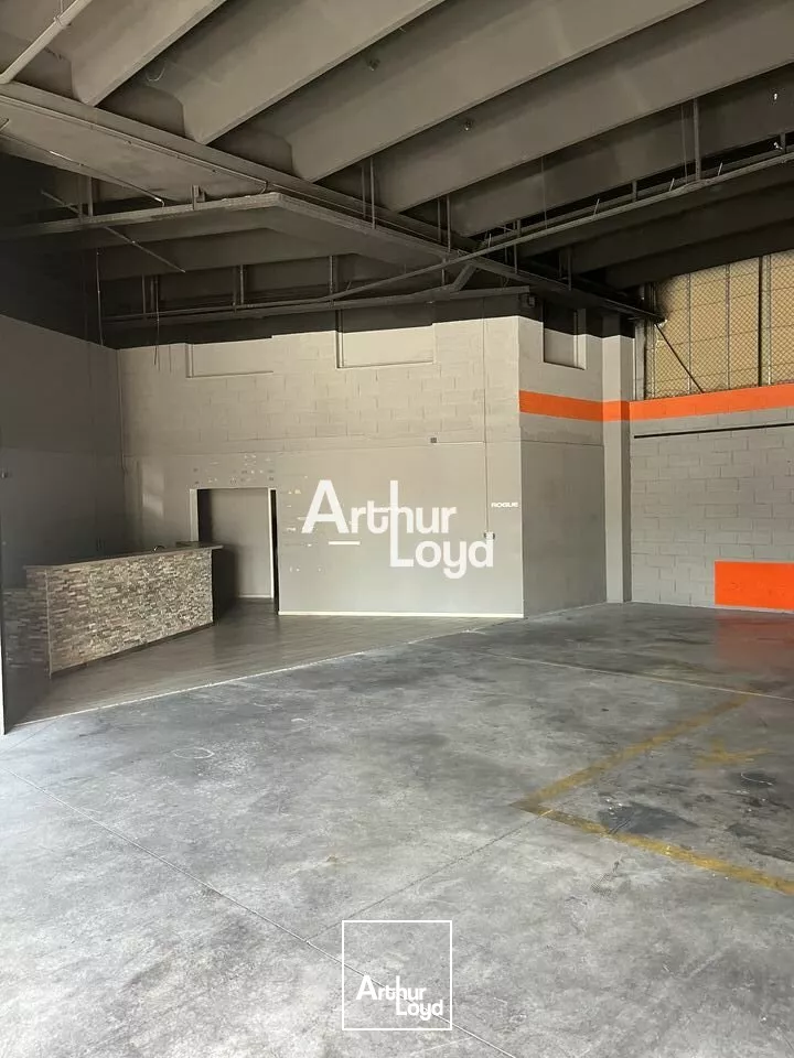 A louer local d'activité mixte 640 m² - Vallauris 