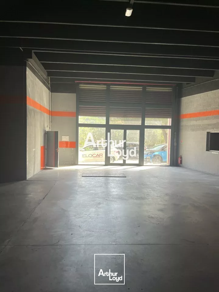 A louer local d'activité mixte 640 m² - Vallauris 