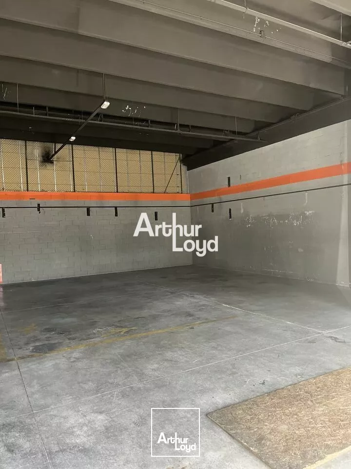 A louer local d'activité mixte 640 m² - Vallauris 