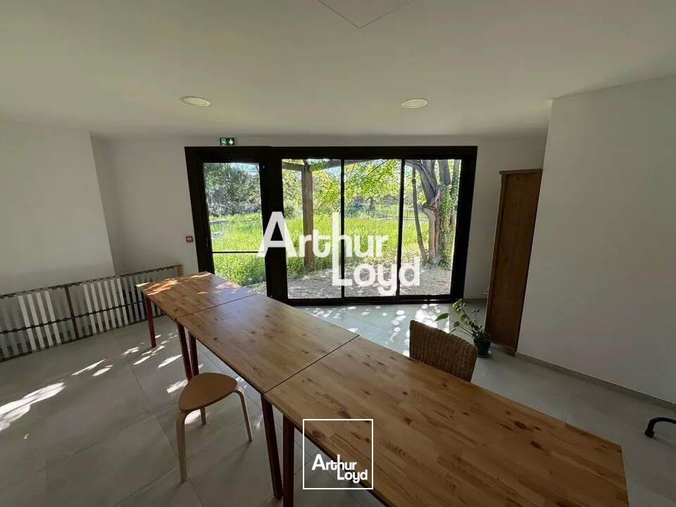 Locaux commerciaux à vendre 430 m² - Environnement paysager - Saint-Vallier-de-Thiey