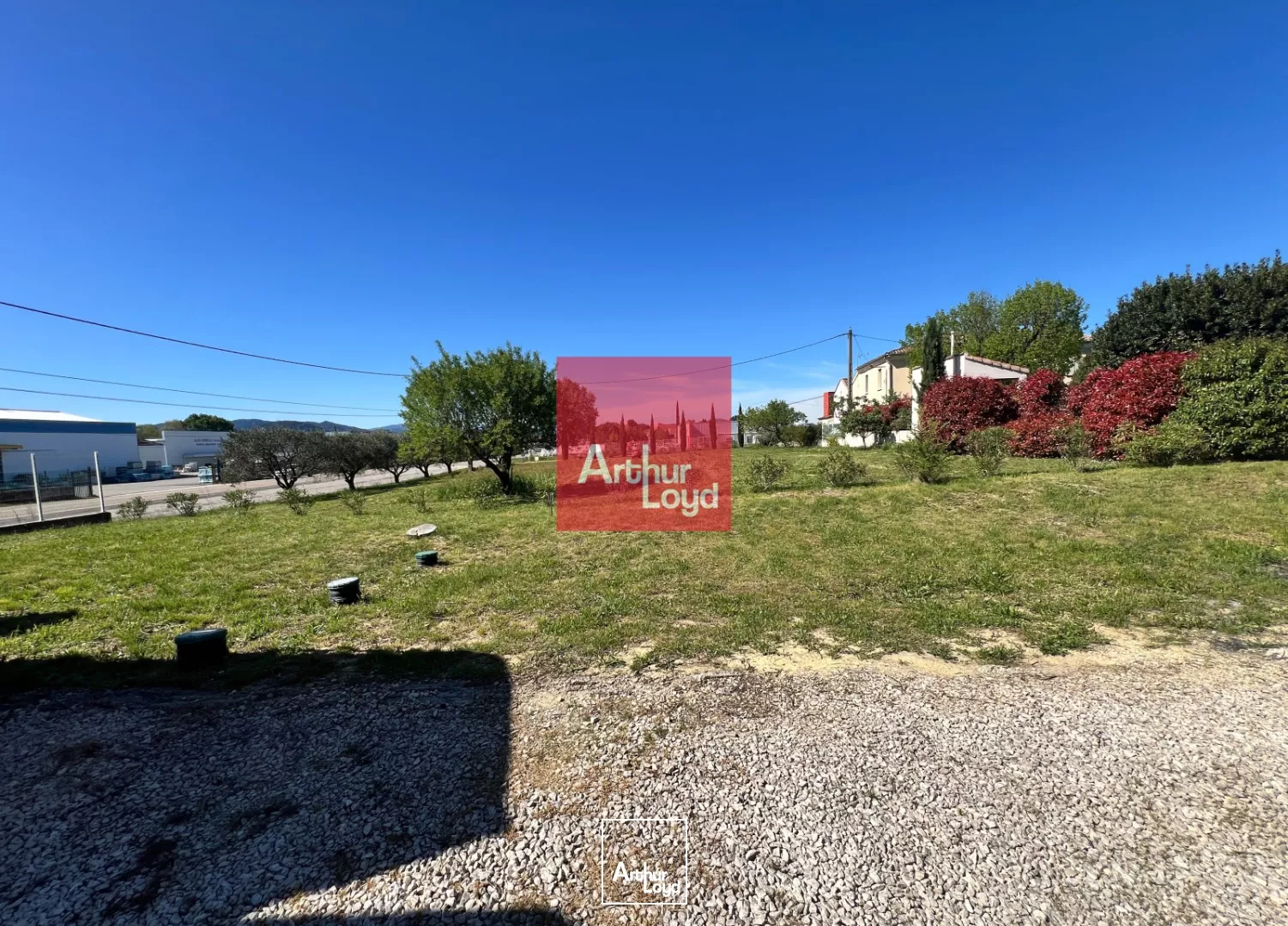 LOCAL D'ACTIVITE A LOUER - PROCHE ALES - 900 m2