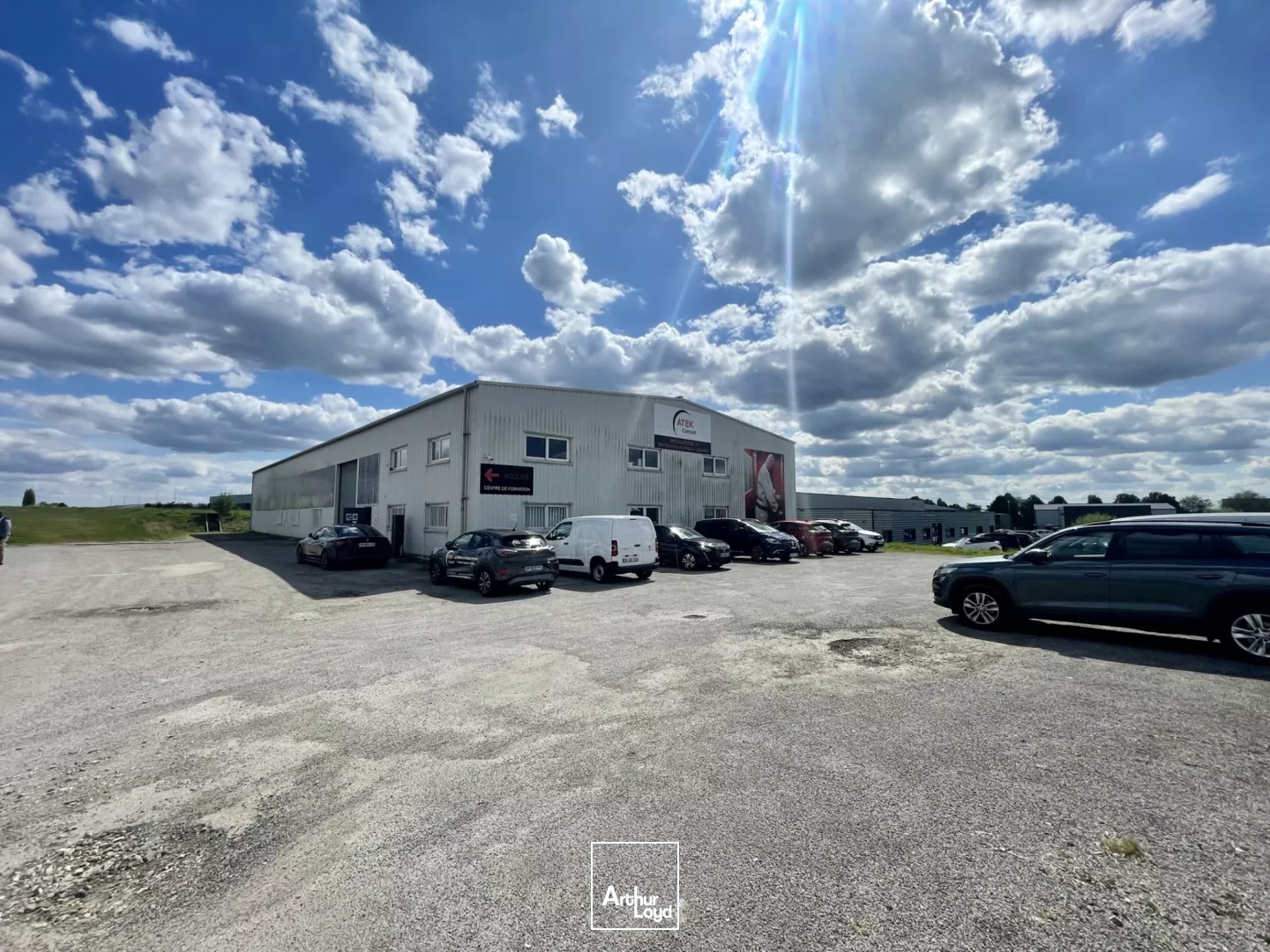 Locaux d'activité à vendre à ESLETTES 76710