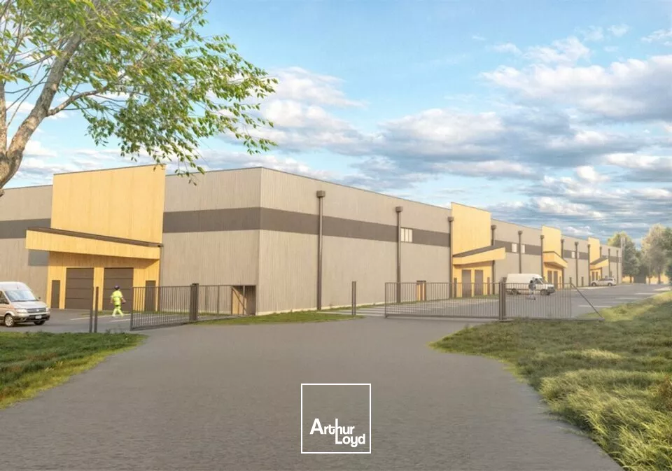 LOCAL D'ACTIVITE - ENTREPOT à LOUER de 9445 m²