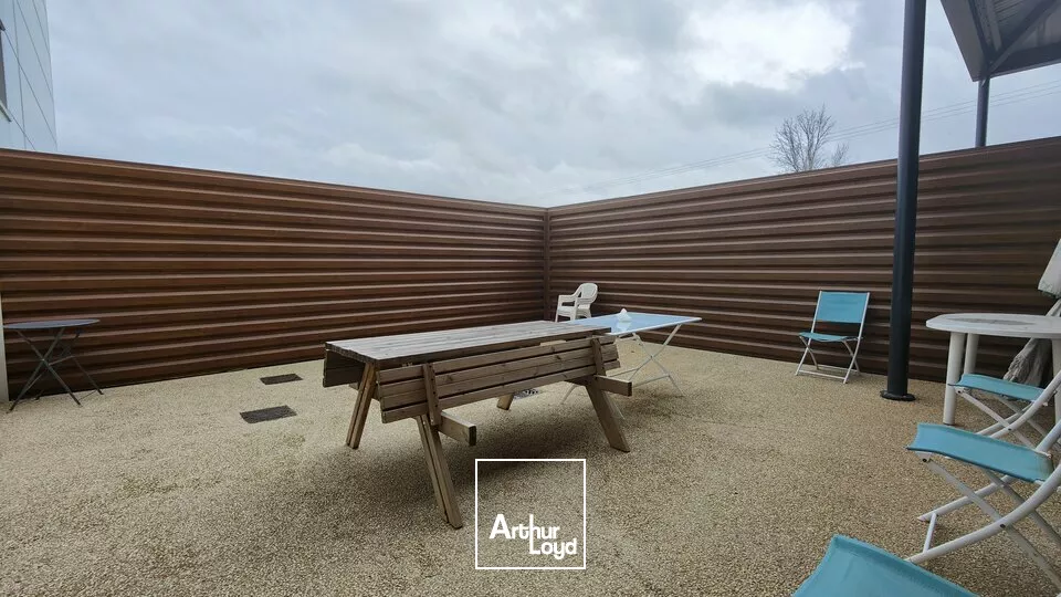 GRAND POITIERS SECTEUR NORD - DISSAY - LOCAL D'ACTIVITE A LOUER 1379M²