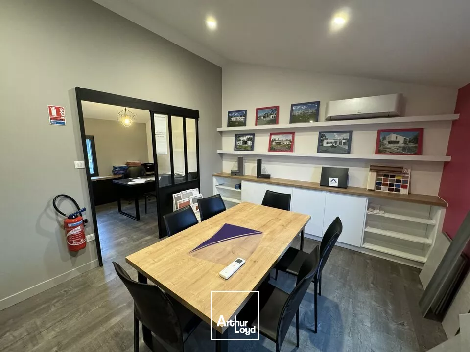 ACHAT NIORT CHAURAY BUREAUX TRES PROPRE EN BORDURE DE LA ZONE MENDES FRANCE AVEC PARKINGS 60m2