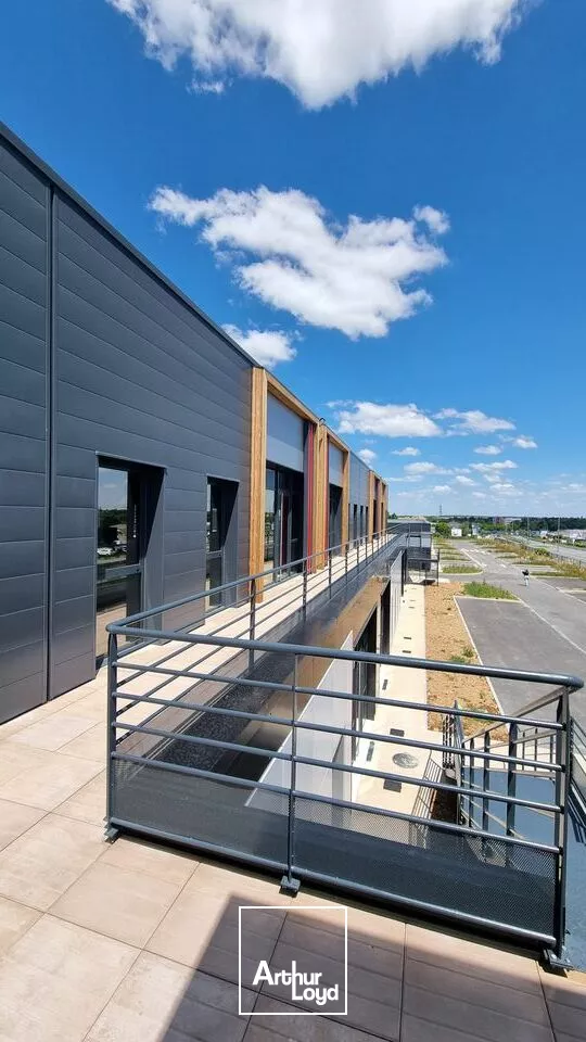 POITIERS ZI REPUBLIQUE - LOCAUX D'ACTIVITES A LOUER - BUREAUX A PARTIR DE 220M²