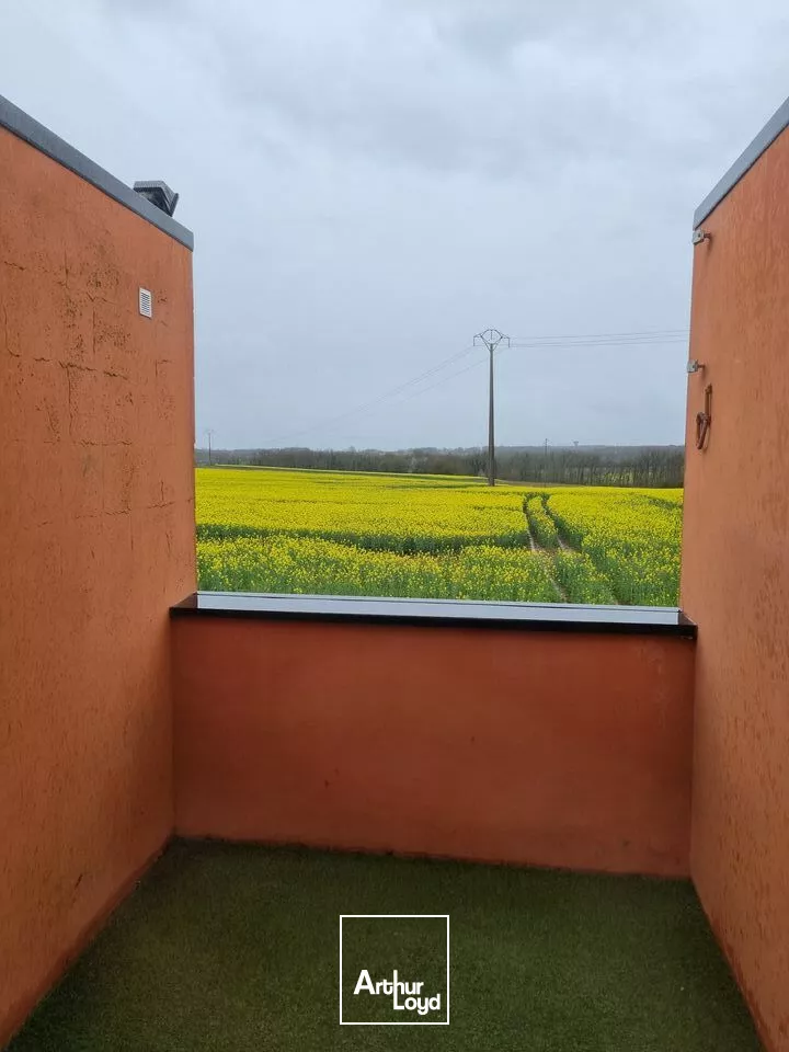 À LOUER - BUREAUX SECTEUR DE POITIERS SUD D'UNE SUPERFICIE DE 208 M²