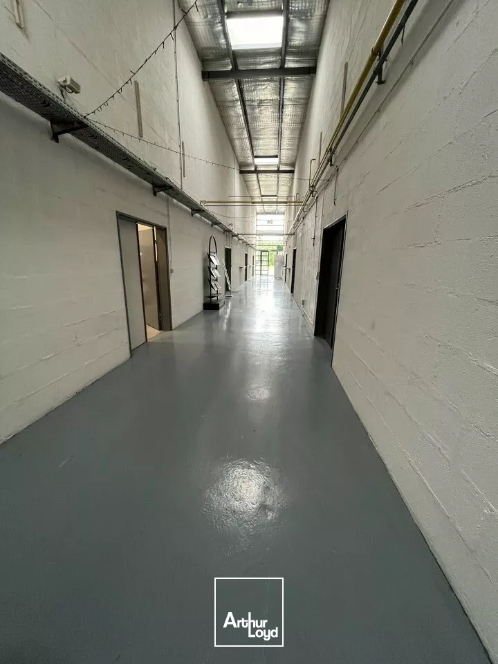 A LOUER LOCAL D'ACTIVITE TECHNOFORUM CHATELLERAULT 33M²