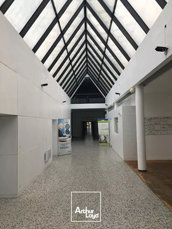 A LOUER LOCAL D'ACTIVITE TECHNOFORUM CHATELLERAULT 33M²