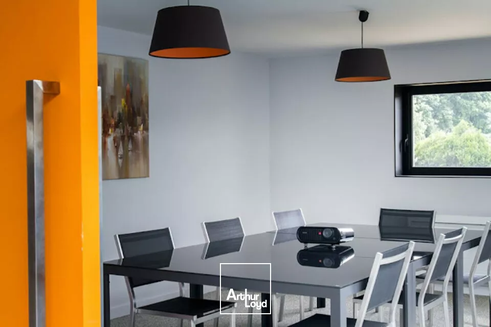 À LOUER - LOCAL D'ACTIVITE SECTEUR DE POITIERS SUD D'UNE SUPERFICIE DE 38 M²