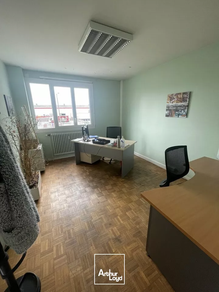 BUREAUX location à NIORT 79000