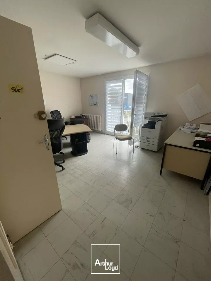 BUREAUX location à NIORT 79000