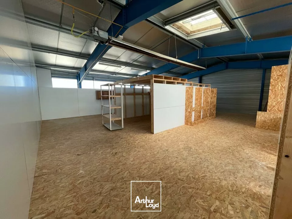 LOCAL D'ACTI 540m² - À LOUER  LES SABLES-D'OLONNE