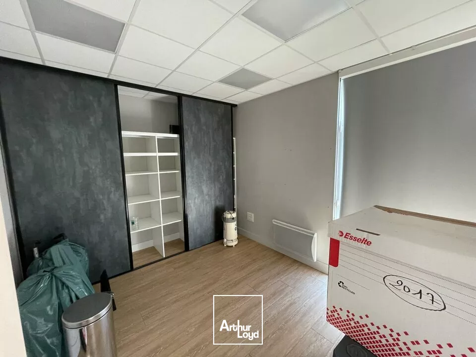 LOCAL D'ACTI 540m² - À LOUER  LES SABLES-D'OLONNE