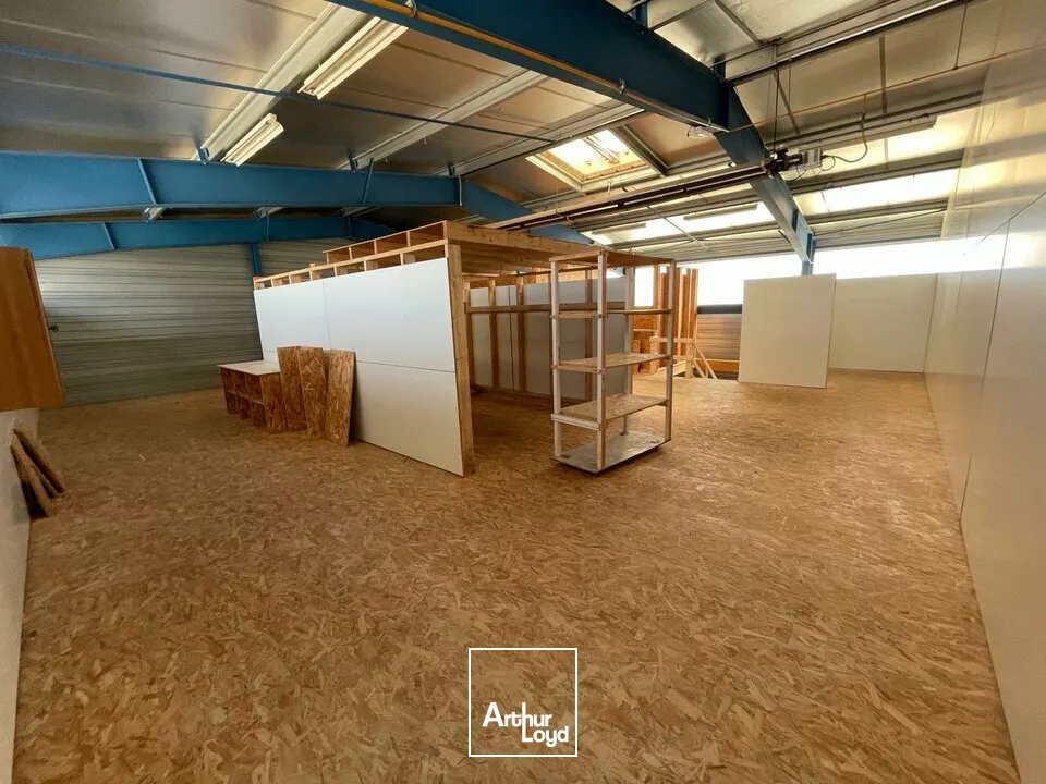 LOCAL D'ACTI 540m² - À LOUER  LES SABLES-D'OLONNE