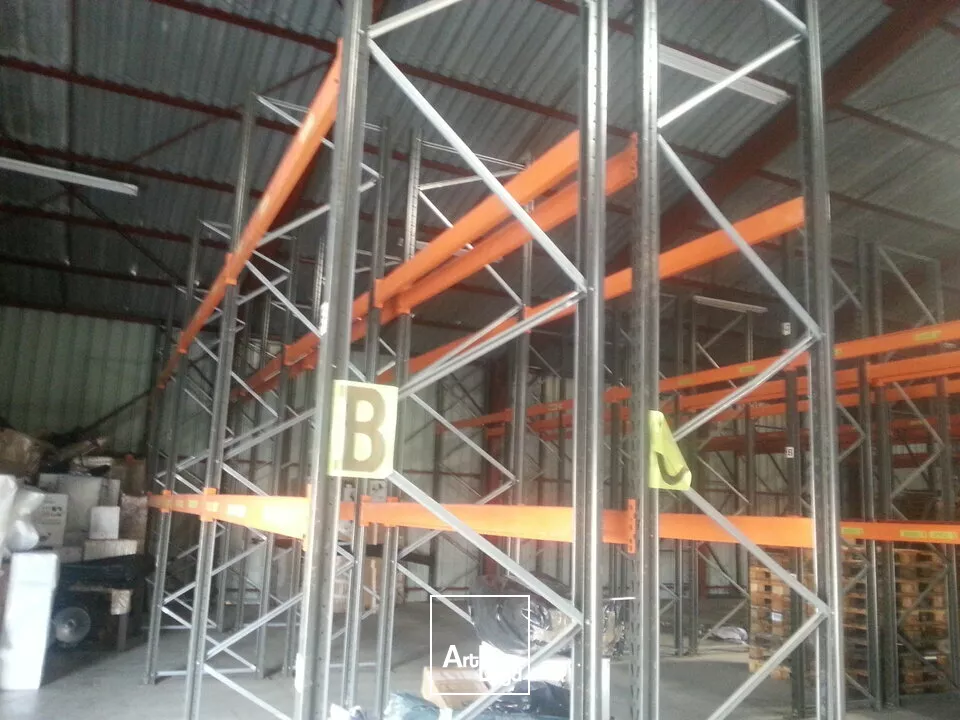 ENTREPOT 50m² PROCHE A10 A LOUER SUR ANTRAN (86)